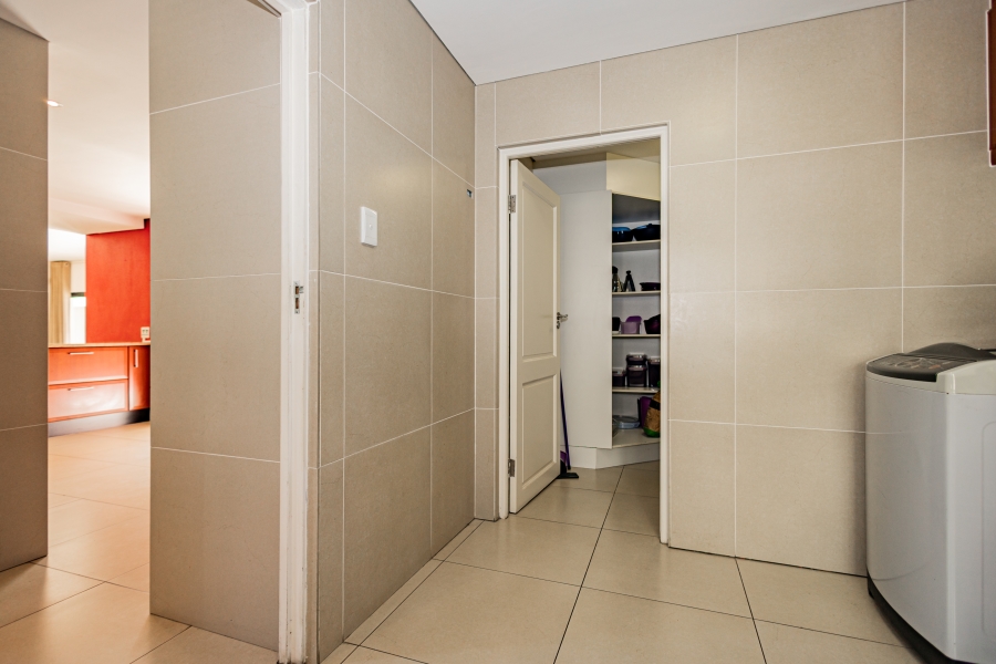 6 Bedroom Property for Sale in Baronetcy Estate Western Cape